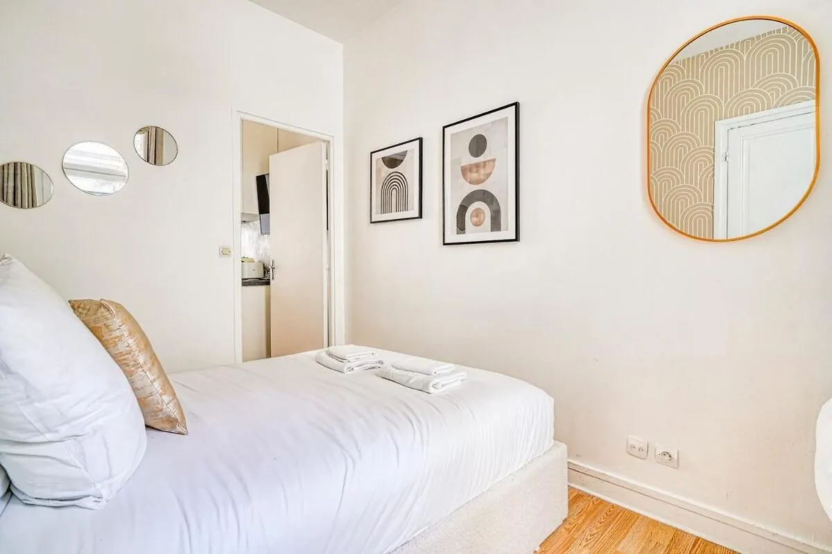 Appartement Equipe Quartier Montparnasse - X Paris France